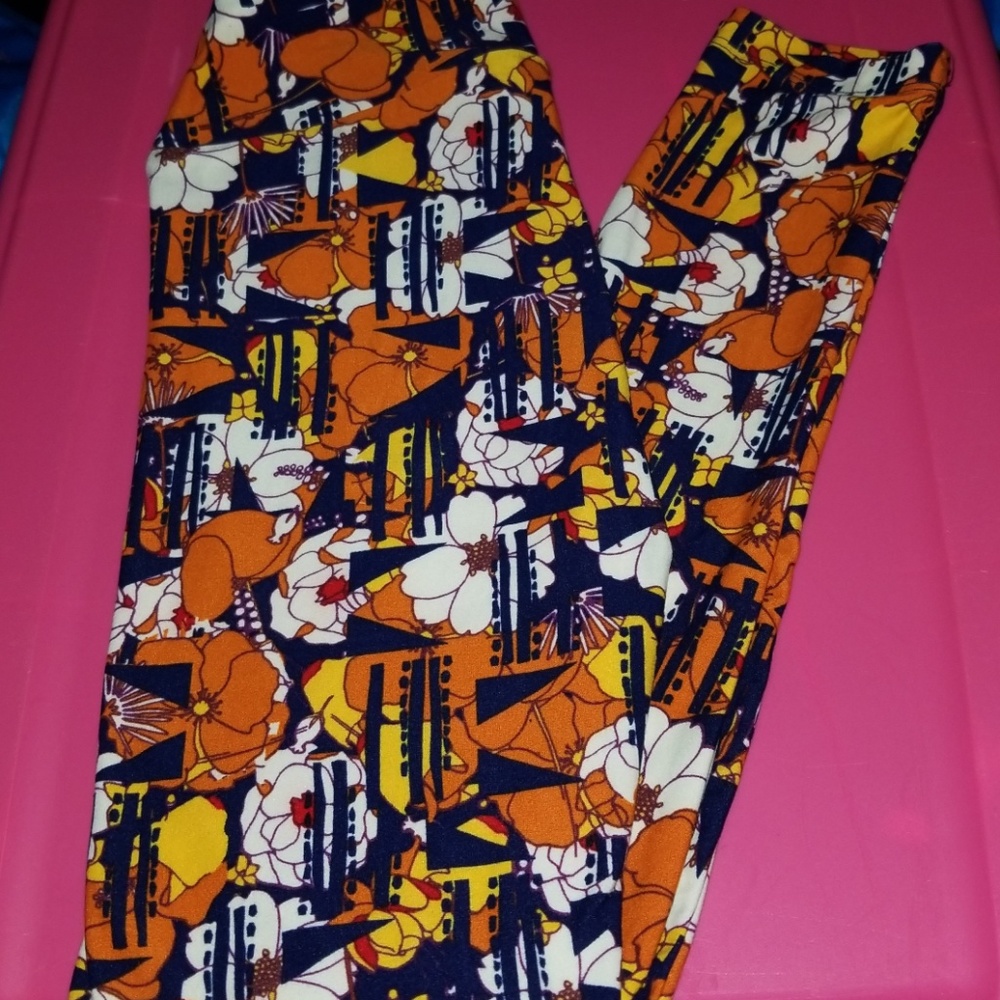 Lularoe One Size Leggings Floral